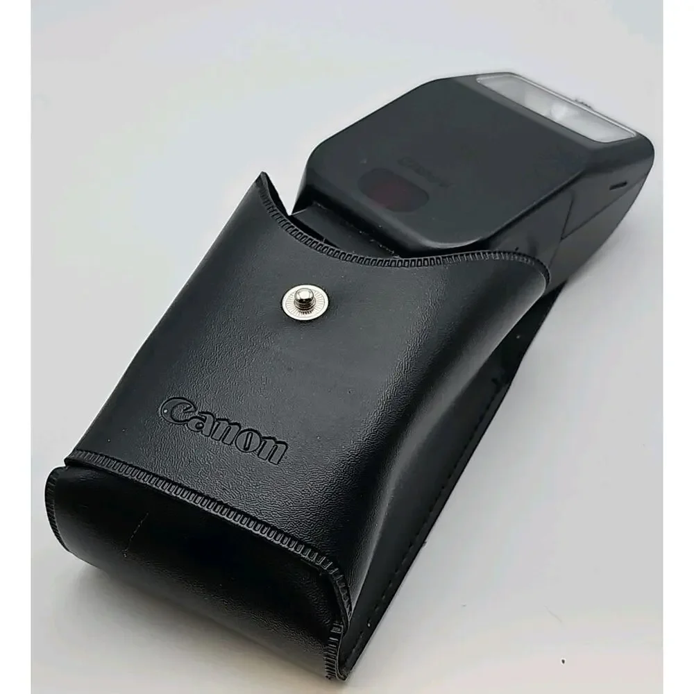 Canon Speedlite 200E Shoe Mount Flash With Case Very Clean